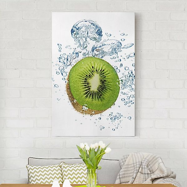 Leinwandbild - Hochformat Kiwi Bubbles günstig online kaufen