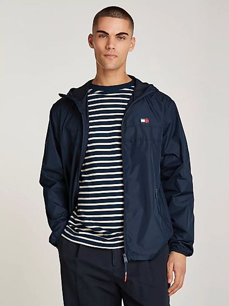 Tommy Jeans Outdoorjacke "TJM LW CHICAGO JACKET", mit Kapuze, mit Logoprägu günstig online kaufen