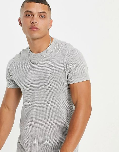 Abercrombie & Fitch – T-Shirt in Hellgrau mit abgerundetem Saum und markent günstig online kaufen