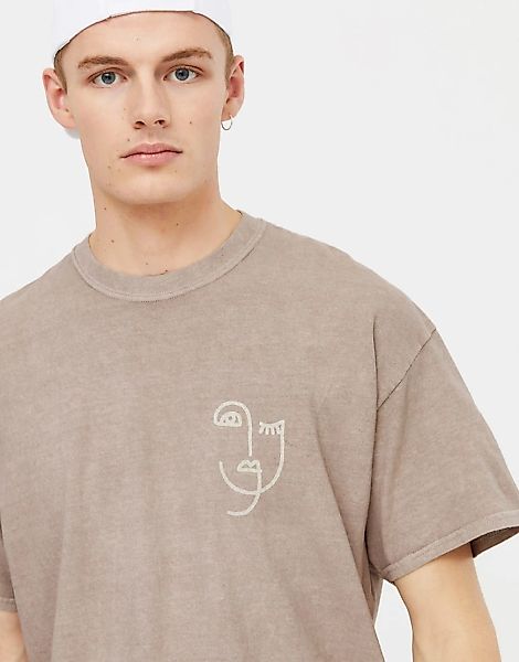 New Look – Oversize-T-Shirt mit Skizzen-Print in Stein-Neutral günstig online kaufen