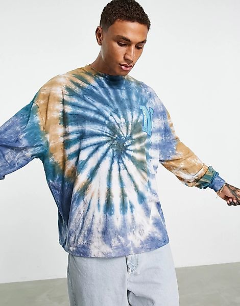 ASOS DESIGN – Langärmliges Oversize-Shirt in Blau mit Batikmuster und Print günstig online kaufen