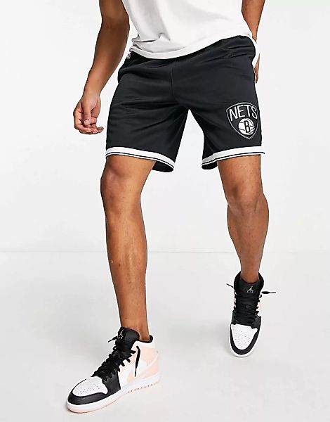 Nike Basketball – NBA Brooklyn Nets – Swingman-Shorts in Schwarz günstig online kaufen
