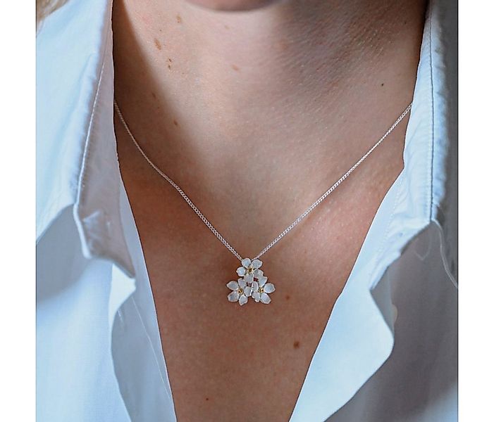 Runde Perlé Kette mit Anhänger große Vergissmeinnicht Blumen, handgefertigt günstig online kaufen