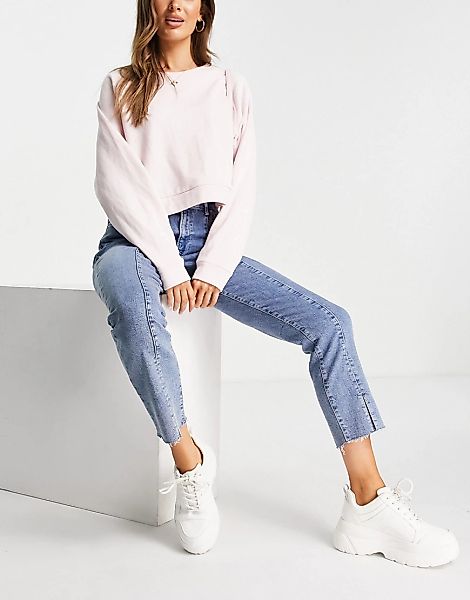 Miss Selfridge – Schmal geschnittene Mom-Jeans mit Schlitz vorne in verwasc günstig online kaufen