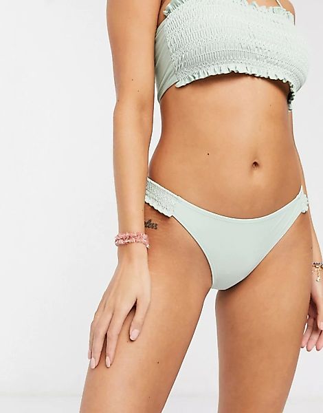 New Look – Gemusterte Bikinihose in Pistazie-Grün günstig online kaufen