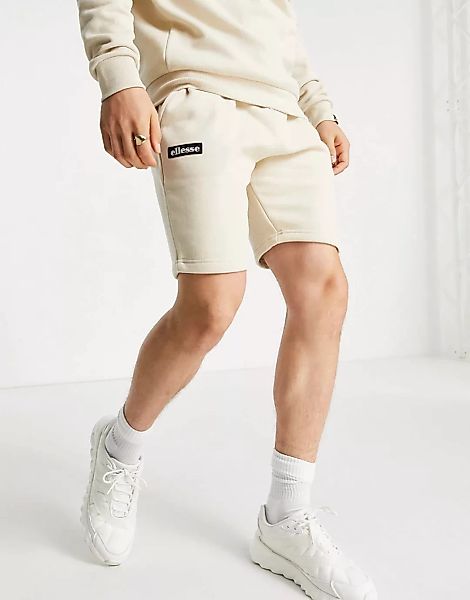 ellesse – Noli – Shorts in Hafer-Neutral günstig online kaufen
