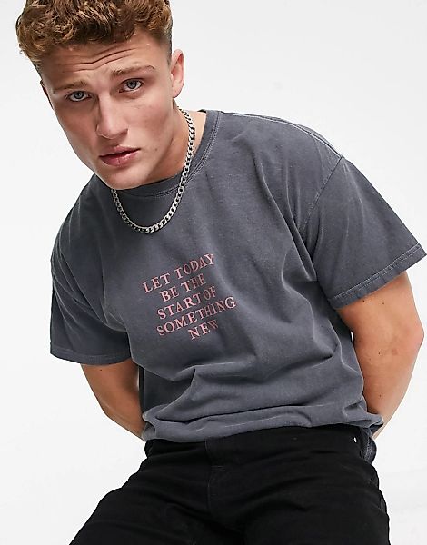 New Look – Oversize-T-Shirt in Grau mit „Something New“-Print günstig online kaufen