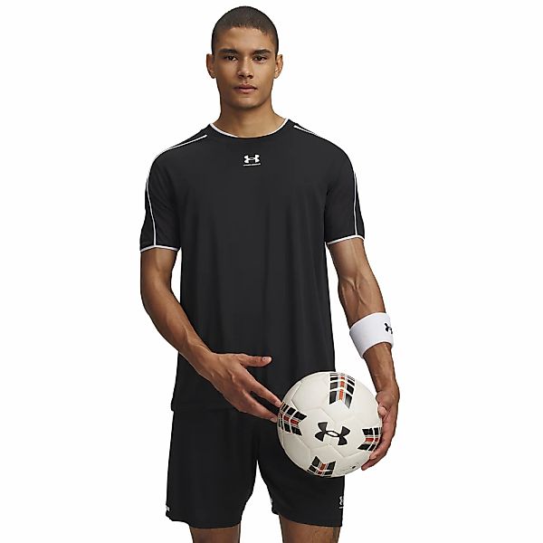 Under Armour Trainingsshirt "UA M CHALLENGER TRAIN SS" kurze Ärmel, mit atm günstig online kaufen