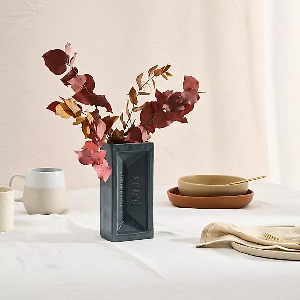 StolenForm London Brick Vase, Grau - MADE.com günstig online kaufen