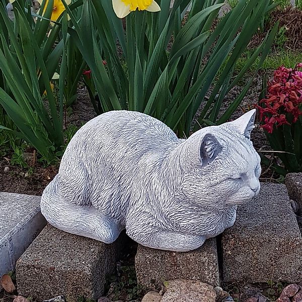 gartendekoparadies.de Gartenfigur Liegende Katze, H. 17 günstig online kaufen