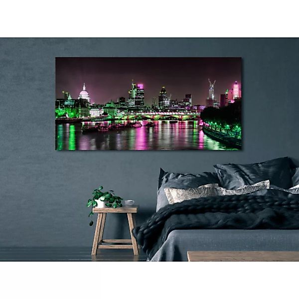 Wandbild Leuchtendes London-Panorama - Blick auf die Themse und Wolkenkratz günstig online kaufen