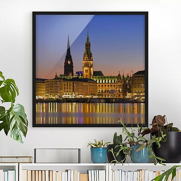 Bild mit Rahmen Architektur & Skyline - Quadrat Hamburger Panorama günstig online kaufen