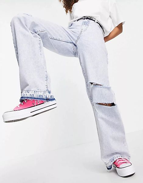 Bershka – Jeans im Stil der 90er mit weitem Bein und Rissen in verblichenem günstig online kaufen