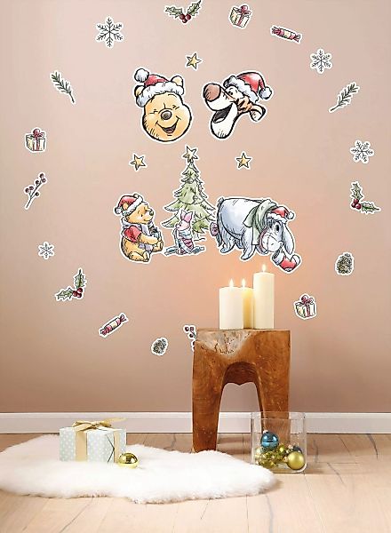 Komar Deko-Sticker Winnie Pooh Christmas 50 cm x 70 cm günstig online kaufen