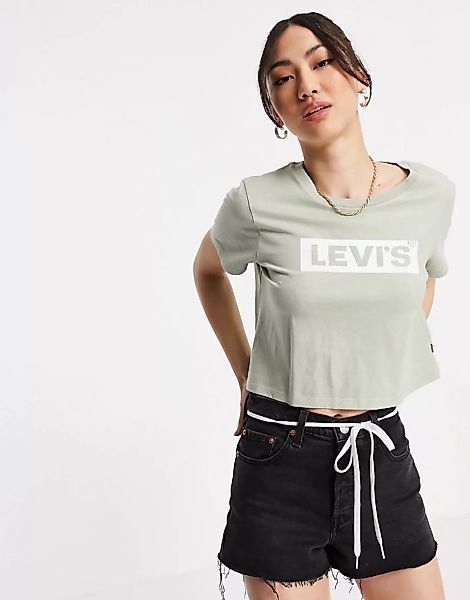 Levi's – Kurz geschnittenes T-Shirt in Grün mit Logo günstig online kaufen