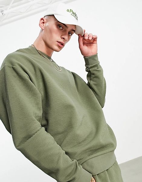 ASOS DESIGN – Geripptes Oversized-Sweatshirt in Khaki, Kombiteil-Grün günstig online kaufen