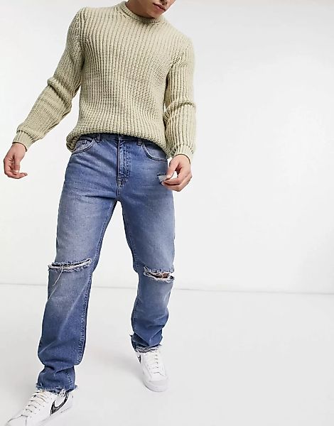 ASOS DESIGN – Original - Enge Jeans in mittelblauer Vintage-Waschung mit Kn günstig online kaufen