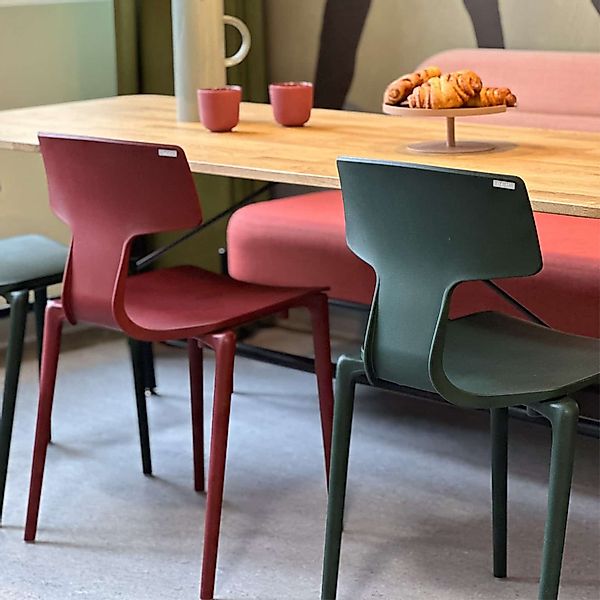 Bejot Split SP215 Vierfuß Kunststoffstuhl | Outdoor geeignet | Kantinenstuh günstig online kaufen