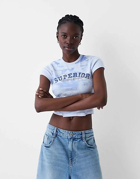 Bershka T-Shirt Mit Kurzen Ärmeln Farblich Abgesetztem Rippenmuster Und Str günstig online kaufen