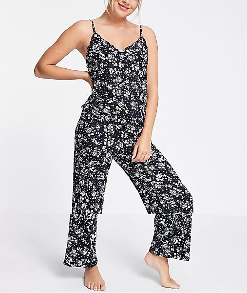 New Look – Weicher Pyjama mit Trägertop und Hose in Schwarz mit Blümchenpri günstig online kaufen