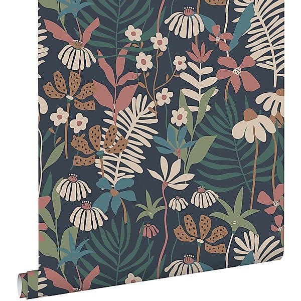 ESTAhome Tapete Tropische Blätter Und Blüten Dunkelblau Und Mehrfarbig 50 X günstig online kaufen