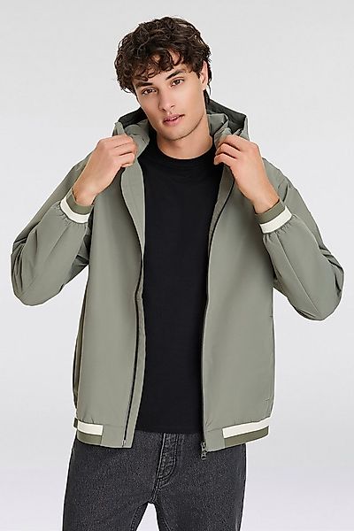 Replay Outdoorjacke mit praktischer Kapuze günstig online kaufen