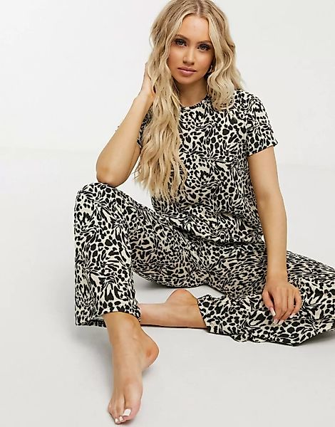 ASOS DESIGN – Mix & Match – Pyjama-T-Shirt mit buntem Leopardenmuster-Mehrf günstig online kaufen
