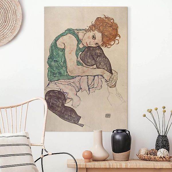Leinwandbild Portrait - Hochformat Egon Schiele - Sitzende Frau mit hochgez günstig online kaufen