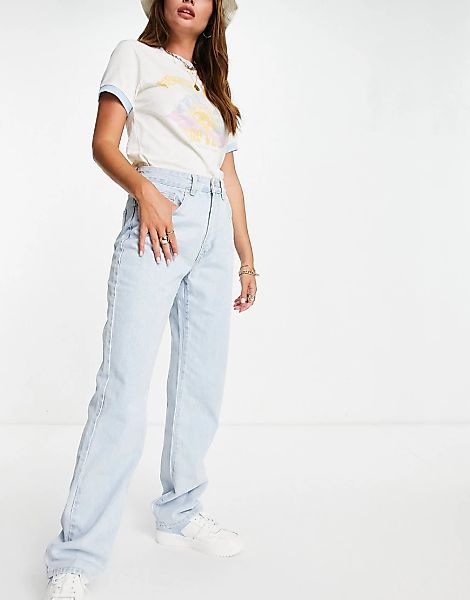Cotton On – Jeans in Bleichwaschung mit geradem Bein-Blau günstig online kaufen