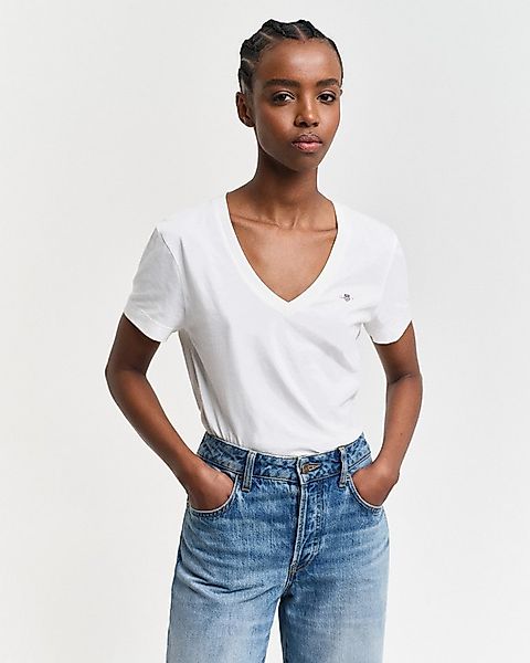 Gant T-Shirt REG SHIELD KA V-NECK T-SHIRT mit einer kleinen Logostickerei a günstig online kaufen