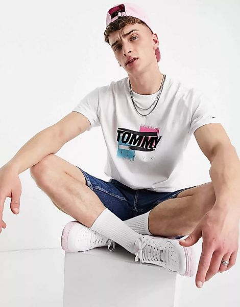 Tommy Jeans – Weißes T-Shirt mit verblasstem, farbigem Logo günstig online kaufen