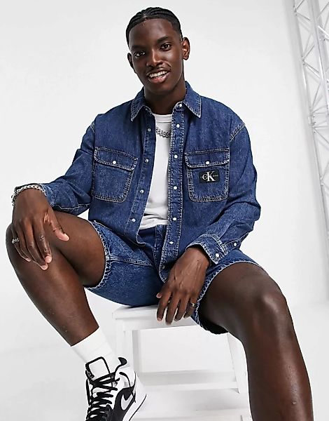 Calvin Klein Jeans – Oversize-Jeanshemd in mittlerer Waschung-Blau günstig online kaufen