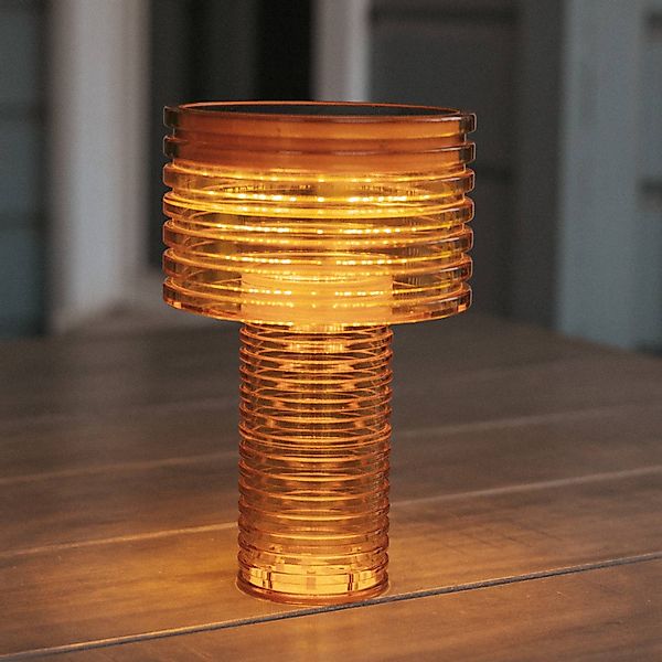 Newgarden LED-Solar-Tischleuchte Ambar, orange, PMMA, IP44 günstig online kaufen