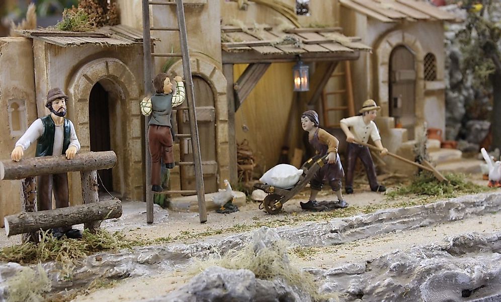 FADEDA Skulptur FADEDA Herz - Jesus, Höhe in cm: 23 (1 St) günstig online kaufen