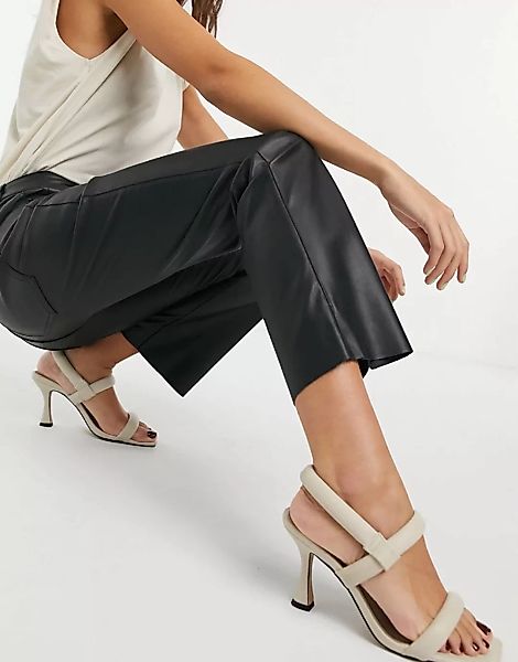 Vero Moda – Schwarze Hose in Leder-Optik günstig online kaufen