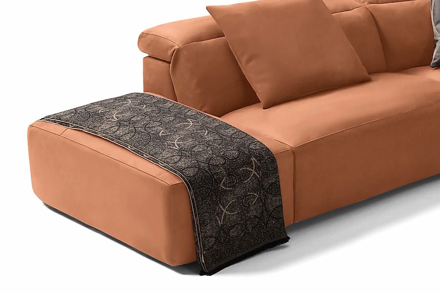 Egoitaliano Ecksofa »Beverly, extravangantes Designsofa mit erstklassigem S günstig online kaufen