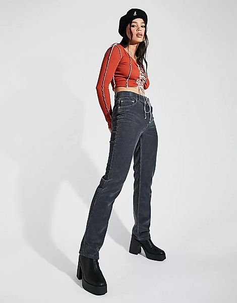 ASOS DESIGN – Jeans aus Cord im Stil der 90er mit geradem Bein und mittelho günstig online kaufen