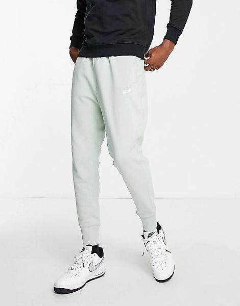 Nike – Classic – Schwere, hochwertige Jogginghose in Blassgrün günstig online kaufen