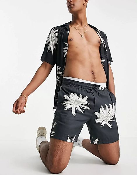 Only & Sons – Shorts mit Kordelzug und Blumenmuster in Marineblau Kombiteil günstig online kaufen