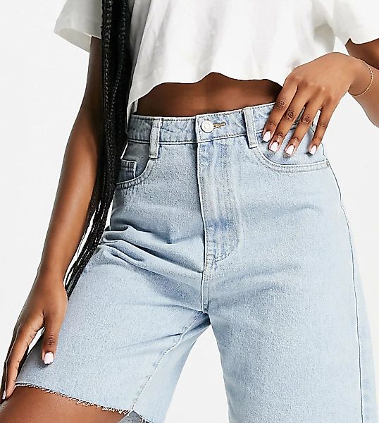 Missguided – Shorts in Blau mit superhohem Bund und Rissen an der Rückseite günstig online kaufen