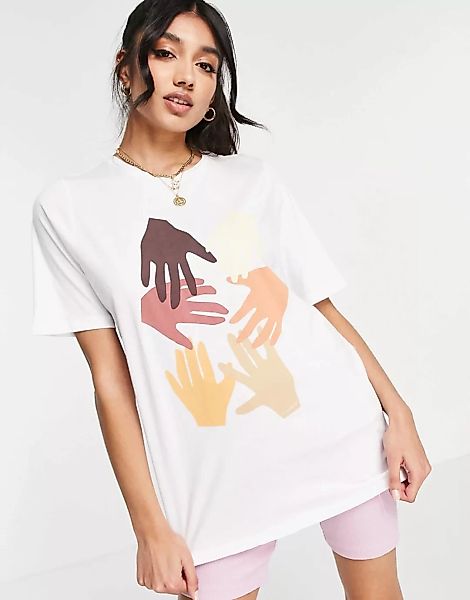 Pieces – T-Shirt aus Bio-Baumwolle in Weiß mit Händemotiv günstig online kaufen