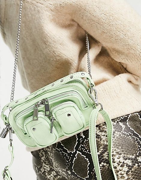 Nunoo – Helena – Leder-Umhängetasche in Minzgrün mit Kettendetail günstig online kaufen