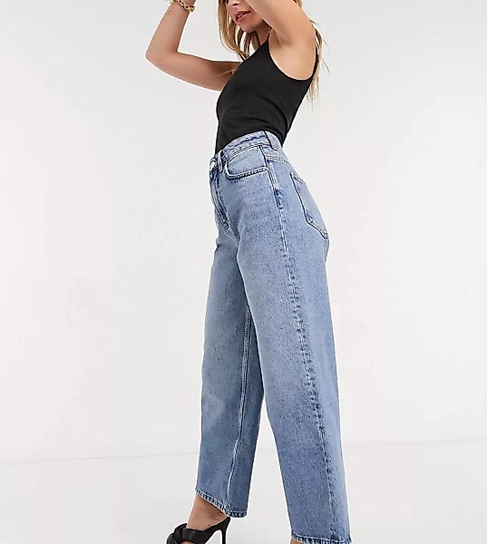 ASOS DESIGN Petite – Lockere Dad-Jeans mit hohem Bund in heller Waschung au günstig online kaufen