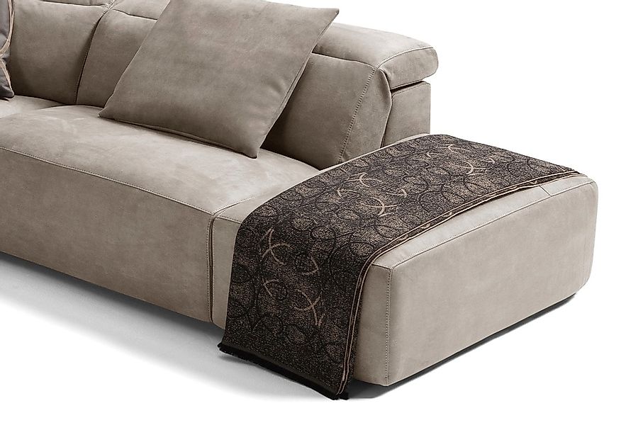 Egoitaliano Ecksofa »Beverly, extravangantes Designsofa mit erstklassigem S günstig online kaufen