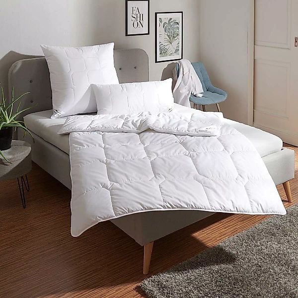 Traumschlaf Thinsulate Bettdecke warm, Füllung: 100% 3M Thinsulate Faser günstig online kaufen