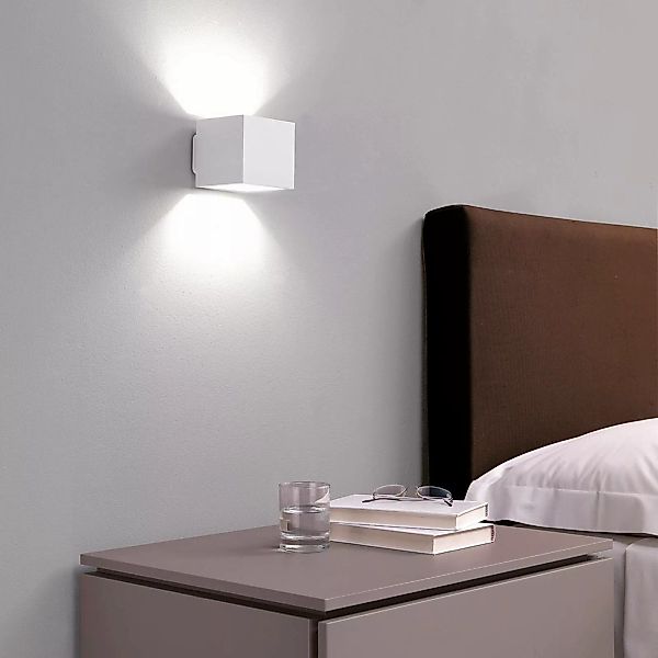 ICONE Cubò LED-Wandleuchte, 10 W, weiß günstig online kaufen