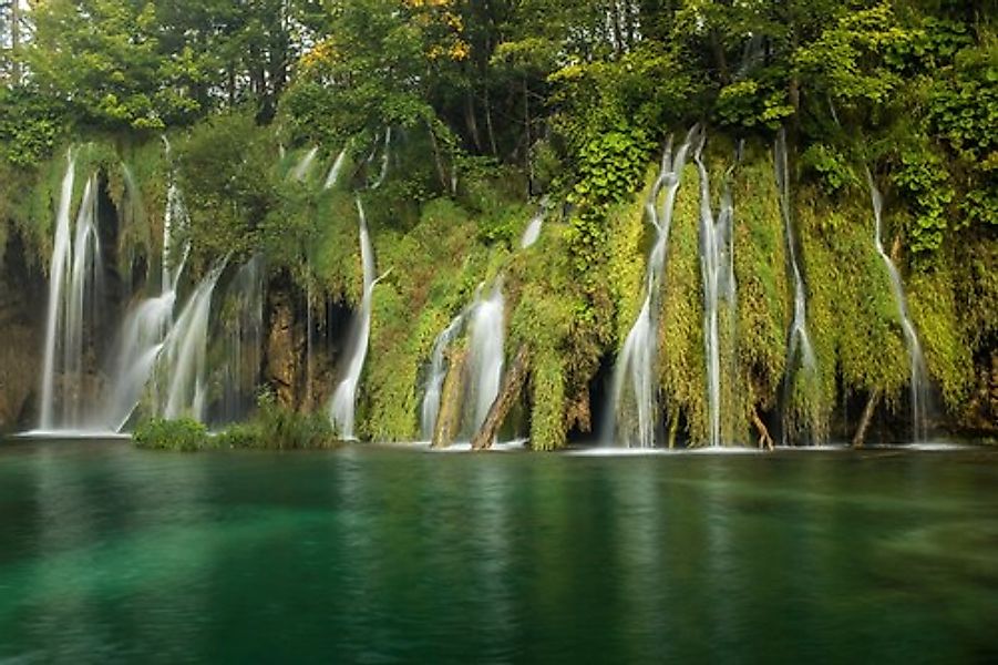 Papermoon Fototapete »WASSERFALL-BÄUME FLUSS SEE STEINE BLUME WALD BACH SON günstig online kaufen