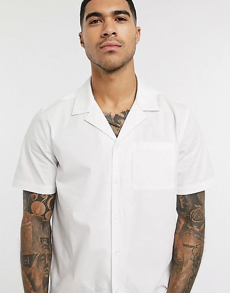 New Look – Kurzärmliges Popeline-Hemd mit Reverskragen in gebrochenem Weiß günstig online kaufen
