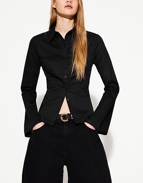 Bershka Figurbetontes Hemd Mit Ärmeln Im Schlaghosen-Stil Damen Xs Schwarz günstig online kaufen