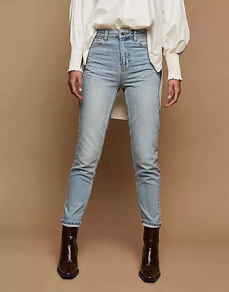 Topshop – Schmal zulaufende Mom-Jeans in verblichenem Blau günstig online kaufen